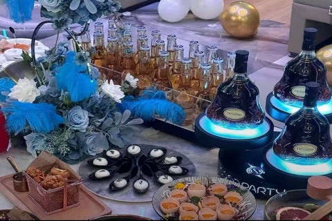 嘉兴夜总会招聘,嘉兴夜总会便装上班按天结工资无拖欠